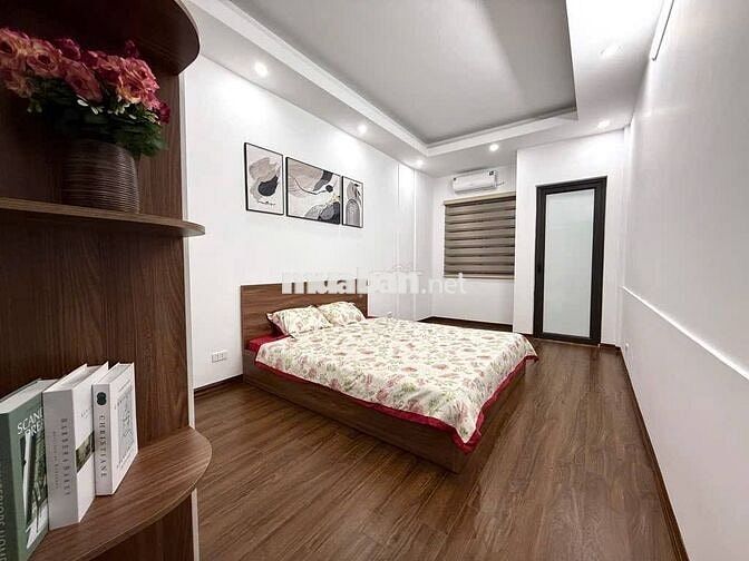 NGÕ 236 KHƯƠNG ĐÌNH - NHÀ GẦN MẶT PHỐ - NHIỀU TIỆN ÍCH - XE BA GÁC ĐỖ