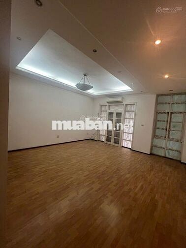 Cho thuê nhà ngõ 93 phố Trung Kính, Dt 85m2 x 4 tầng, 22 triệu/tháng