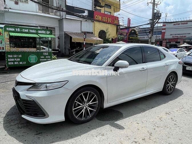 Toyota Camry 2.5Q 2023