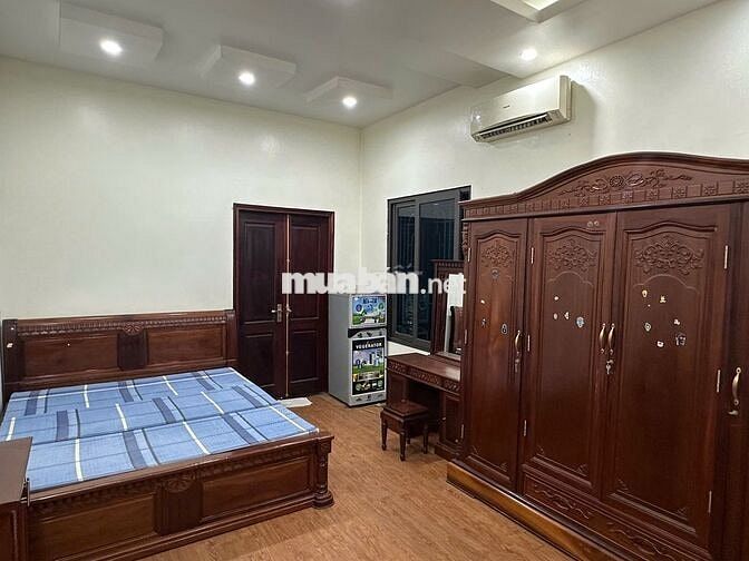 Chính chủ cho thuê phòng studio 25m full đồ - ban công rộng - Cầu Giấy