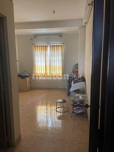 Bán nhà MT Võ Văn Kiệt Q1 102m2 5 tầng không QH