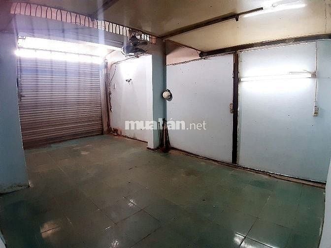 CHO THUÊ MẶT BẰNG ĐƯỜNG QUỐC LỘ 1A,XÃ BÀ ĐIỂM CÁCH NGÃ TƯ AN SƯƠNG 80M