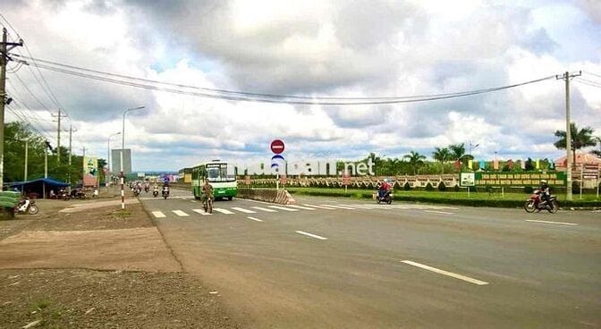 Đất trung tâm hành chính Dầu Giây ,hạ tầng hoàn thiện, sổ đỏ riêng