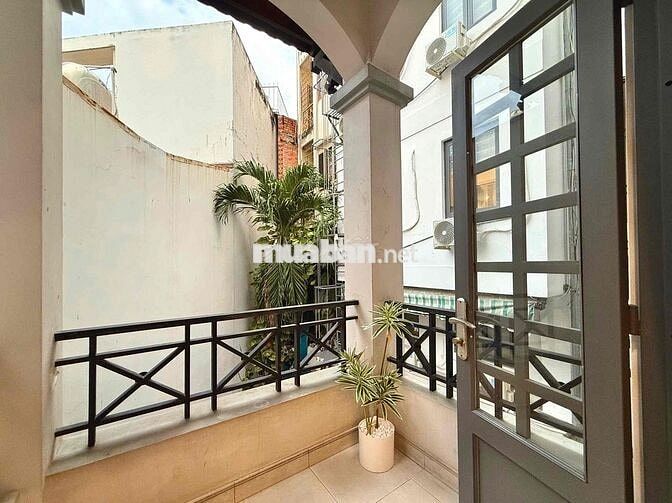 Căn hộ 1PN full nội thất cao cấp, ban công, gần Phan Đăng Lưu, Gò Vấp