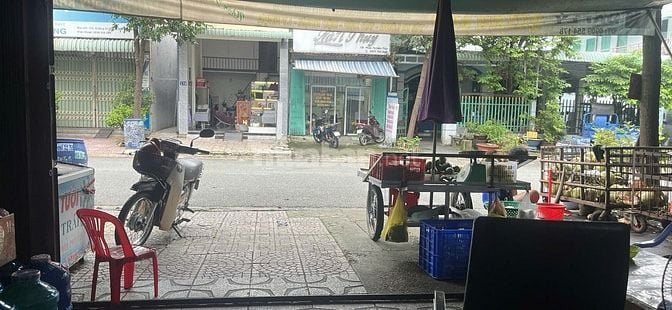 Cần sang cửa hàng bọc xốp gần chợ Mỹ Phước 1, Bến Cát, Bình Dương