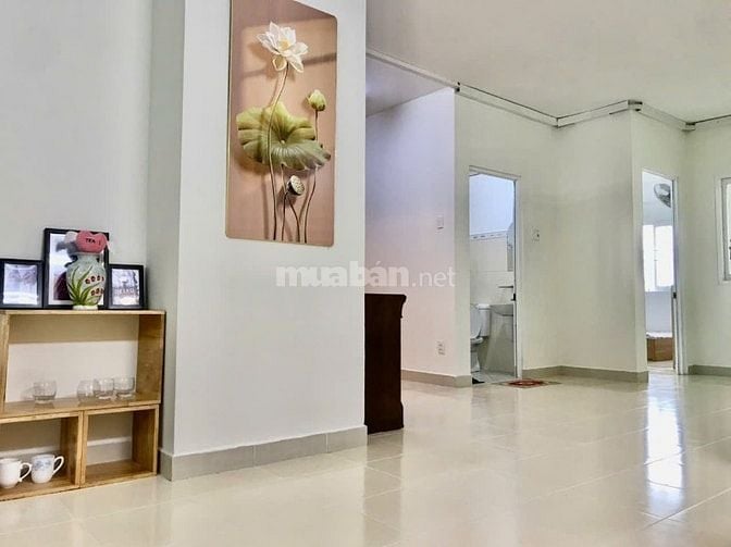 Bán căn hộ chung cư Nam Kỳ Khởi Nghĩa - 90m2 - 2PN 1WC- tầng thấp