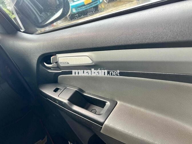 colorado bán tải số tự động