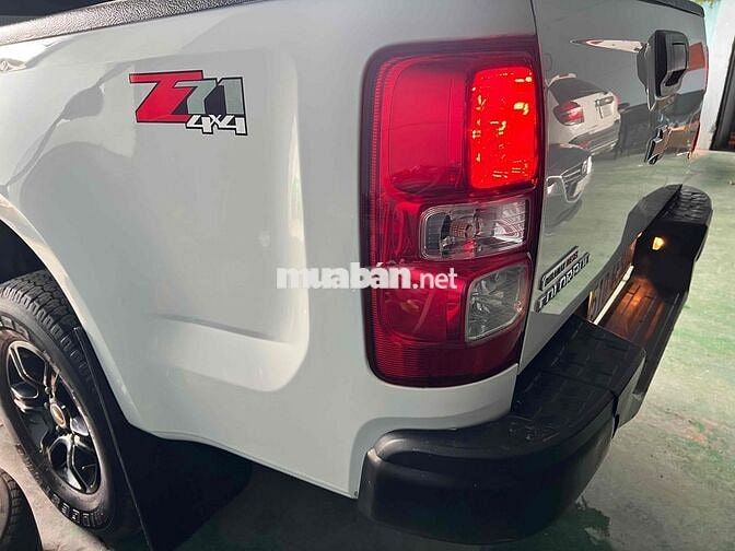 colorado bán tải số tự động