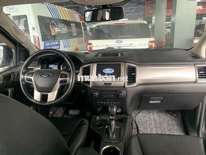 FORD EVEREST 2019 TURBO 1 CHỦ ĐI RẤT KỸ