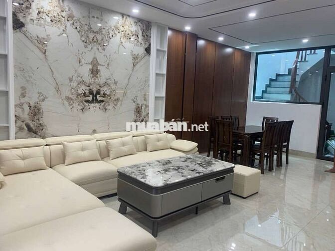 Nhà đẹp Lung Linh phố Ngọc Lâm,Long Biên, Ôtô vào nhà, Ful Nội Thất.