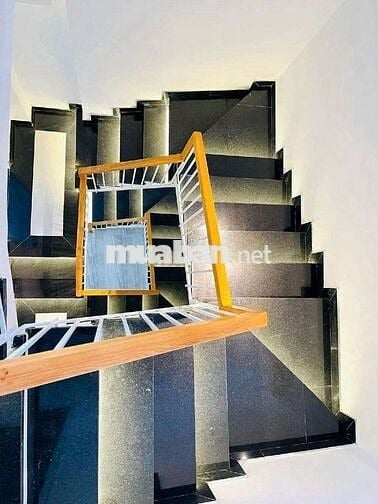 Kiệt ôtô Chế Lan Viên cách biển 500m_71m2_3 tầng 4PN chỉ 8,2 tỷ