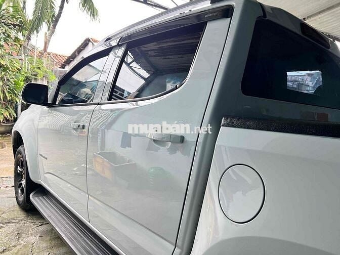 colorado bán tải số tự động