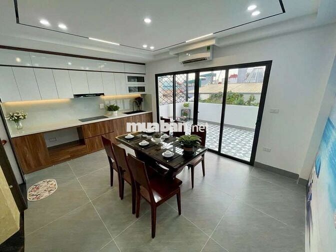 Nhà đẹp Lung Linh phố Ngọc Lâm,Long Biên, Ôtô vào nhà, Ful Nội Thất.