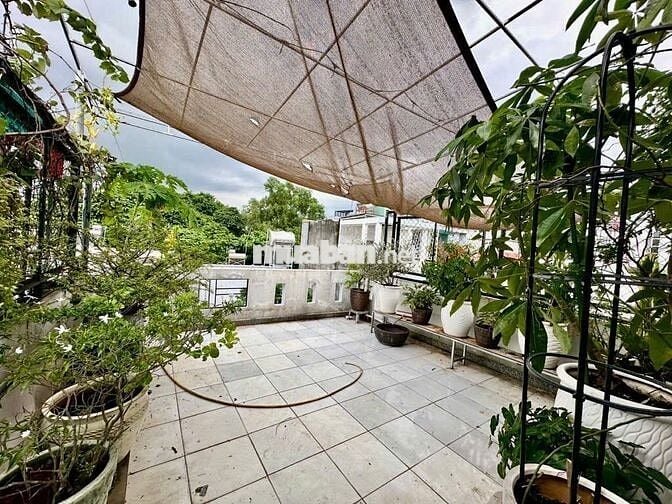 Nhà 3 TẦNG MỚI đường số 9, Linh Tây, TĐ, Ô TÔ ĐẬU cửa