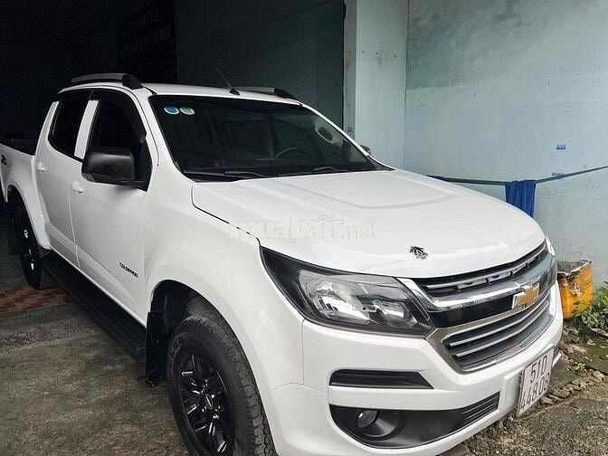 colorado bán tải số tự động