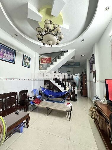 Bán Nhà 4 Tầng Đường 8m Linh Trung Thủ Đức DT72m(4×18) 6Pn Hoàn Công