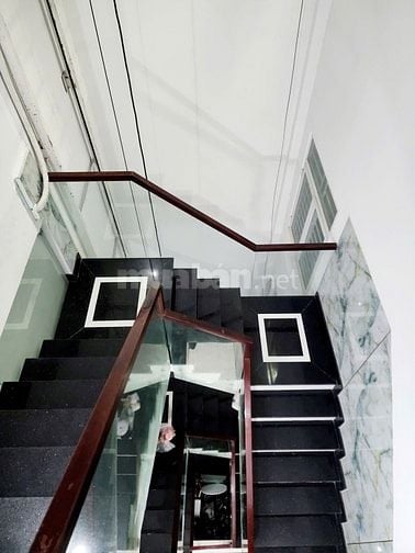 HXH sát Lạc Long Quân, Tân Bình 159m2 4 tầng 15 CHDV cho thuê 70tr/thg