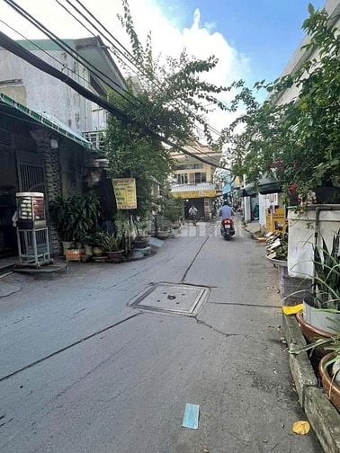 Bán nhà mặt tiền ngay chợ đường Bùi Tư Toàn, Phường An Lac