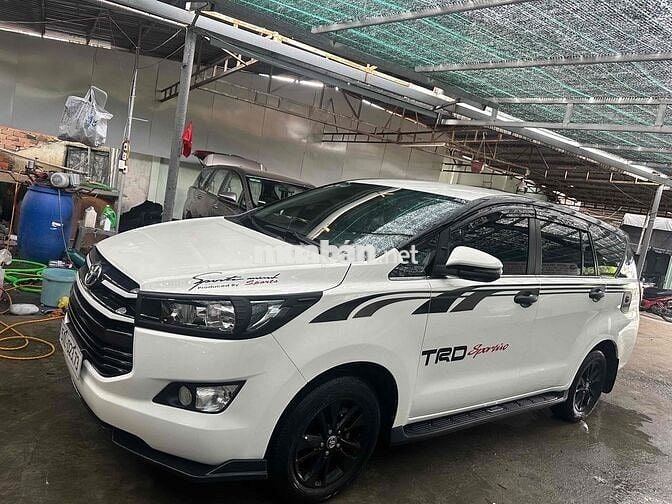 Toyota Innova E 2019 máy Rin,