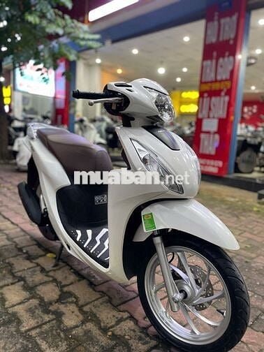 Honda Vision 2023 màu Trắng