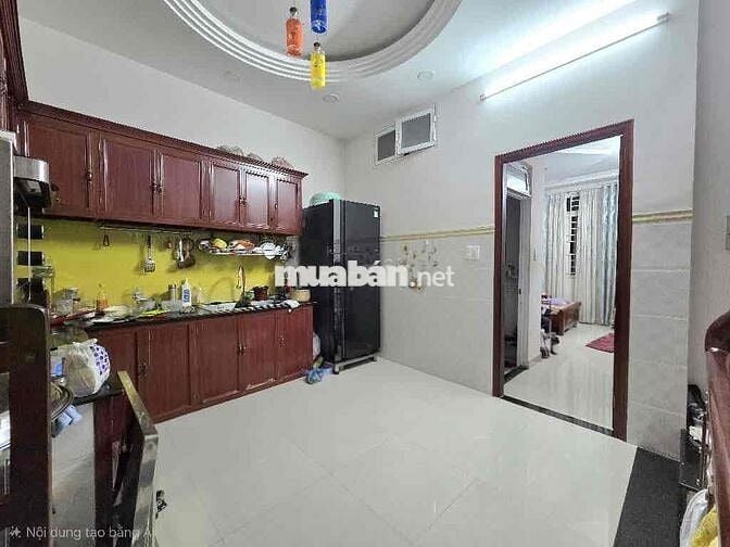 TRUNG TÂM QUẬN 10 NGUYỄN TRI PHƯƠNG - VÀI BƯỚC MẶT TIỀN NHỈNH 9 TỶ .