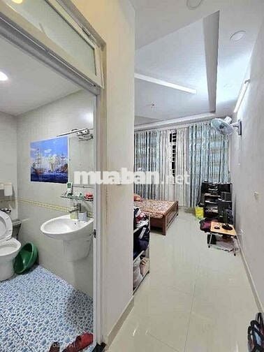 TRUNG TÂM QUẬN 10 NGUYỄN TRI PHƯƠNG - VÀI BƯỚC MẶT TIỀN NHỈNH 9 TỶ .