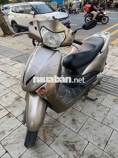 Lead fi còn rin nguyên vẹn.