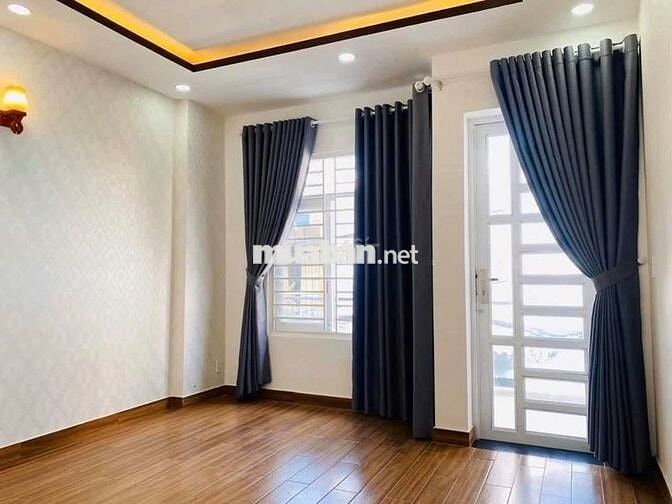 Cần cho thuê nhà 83/3A Phạm Văn Bạch P.15 Q.Tân Bình