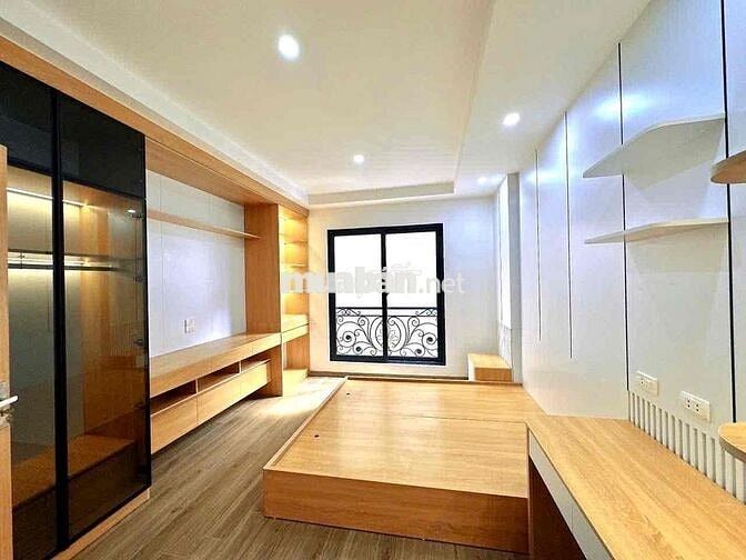 CHỈ 11,6TỶ PHẠM VĂN ĐỒNG CẦU GIẤY 35m GẦN PHỐ NGÕ THÔNG THANG MÁY