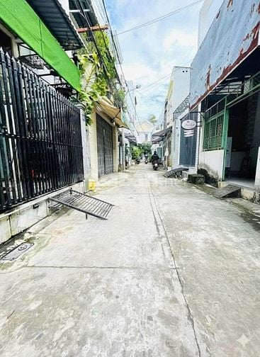 NHÀ CẤP 4 GIÁ RẺ – 755 TRIỆU – SỔ RIÊNG – TÂN HIỆP, HÓC MÔN