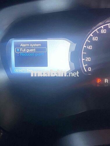 Cần bán xe Ford bán tải bảm full