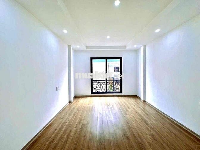 CHỈ 11,6TỶ PHẠM VĂN ĐỒNG CẦU GIẤY 35m GẦN PHỐ NGÕ THÔNG THANG MÁY