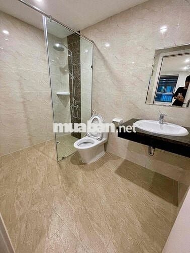 Cho thuê chung cư mini, căn hộ dịch vụ 2PN, 2WC tại Hoàng Hoa Thám