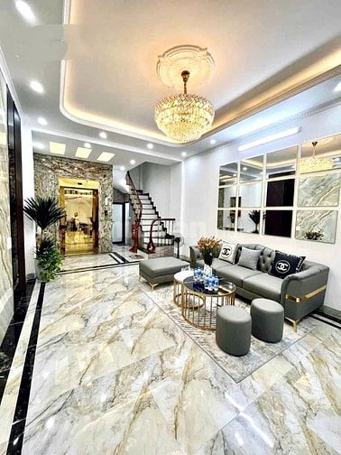 Nhà Mới Thang Máy Full Nội Thất, Giá Tốt, Chủ Thiện Chí