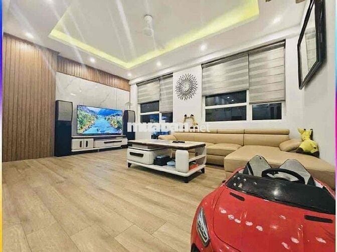 ANH TÔI CẦN BÁN GẤP CĂN HỘ CHUNG CƯ KĐT RECCO PHẠM VĂN ĐỒNG