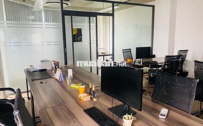 Chính Chủ Cho Thuê, 55m2/ 17tr, Góc 2 MT Hoàng Kế Viêm