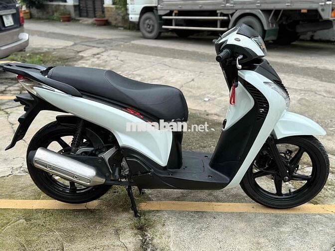🌈 SH125cc Việt Kiều Ý 2010 Trắng Đen/ Bao Sang Tên