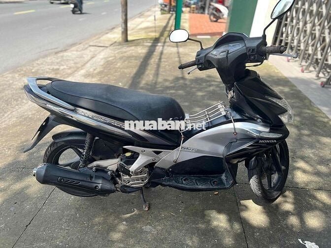 AIRBLADE ĐĂNG KÝ 2011 ĐEN BẠC ZIN