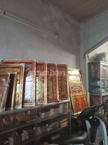 Bán nhà mặt phố.Gan chợ.Gan bên phà.Duong lớn thuận lợi kinh doanh 