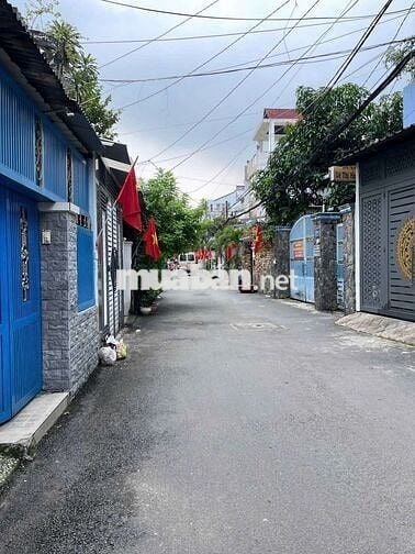 Tòa Nhà Hầm 3 lầu Thống Nhất ( Hẻm 2 xe hơi )