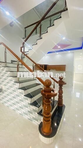 Bán nhà gấp khu đô thị mỹ phước ( tp hcm)