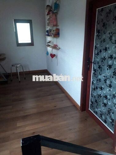 Nhà ở gần chợ DiLinh 2km, 3PN 2WC, hẻm xe hơi, 1trệt 1 gác, 1,5 tỷ