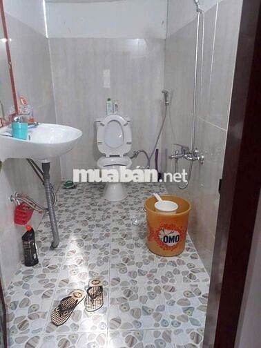 Nhà ở gần chợ DiLinh 2km, 3PN 2WC, hẻm xe hơi, 1trệt 1 gác, 1,5 tỷ