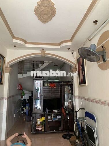 NHÀ 2 LẦU HXH – QUANG TRUNG  ĐỐI DIỆN CO.OP MART GÒ VẤP