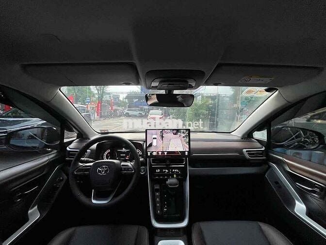 Toyota Innova Cross 2.0V Xăng Siêu Lướt 2025
