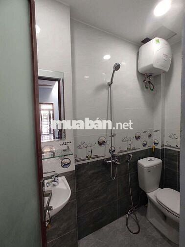 Cho thuê nhà mới Nguyễn Đình Chiểu, quận 3, nhà 3PN giá 16 triệu