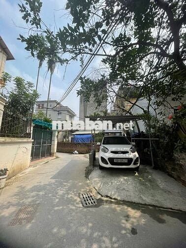 BÁN NHÀ TÂY HỒ HƠN 4 TỶ - HÀNG XÓM KĐT CIPUTRA - 20M RA OTO DỪNG ĐỖ