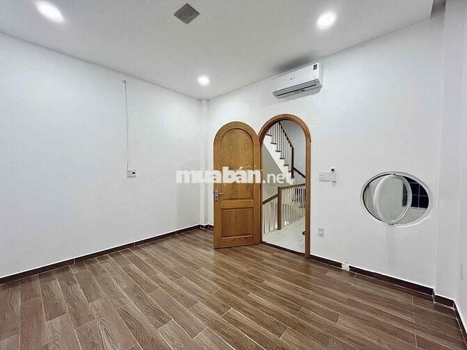 Cho thuê nhà tốt mặt tiền xe hơi quận 7 ❤️