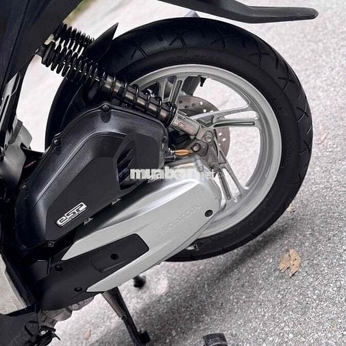 Sh 125 dk 2018 biển 29( Hỗ trợ góp 18 tuổi trở lên