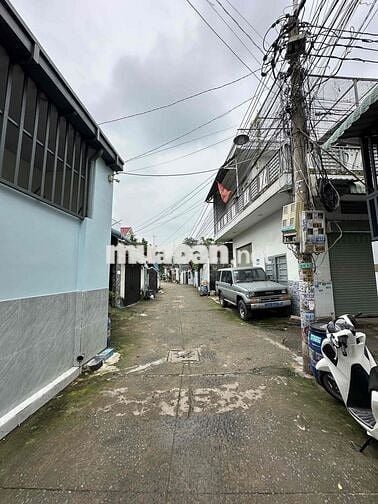 Nhà Cấp 4 - 55m2, 2 phòng ngủ, ngay ngã Tư Chiêu Liêu, Tp. Dĩ An